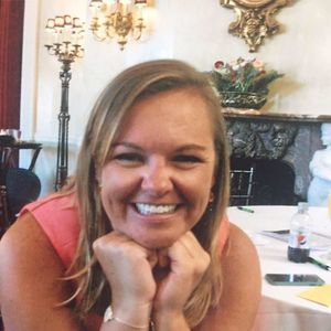 Meet your Posher, Holly